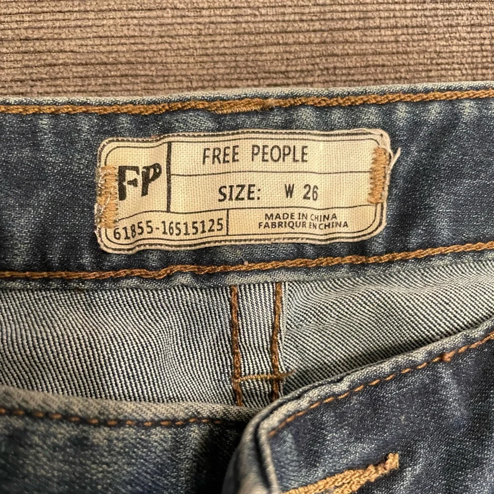 Free People High Rise Skinny Jeans Size 26 - Picture 6 of 9